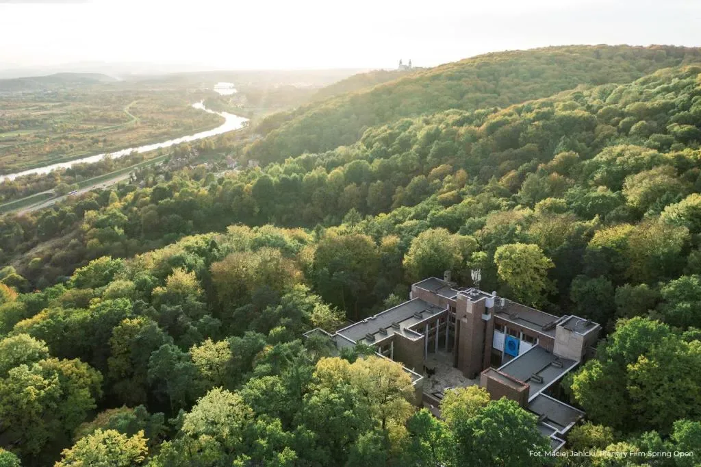 Forest Hotel - 4-star hotel in Zwierzyniec, Krakow - photo 1