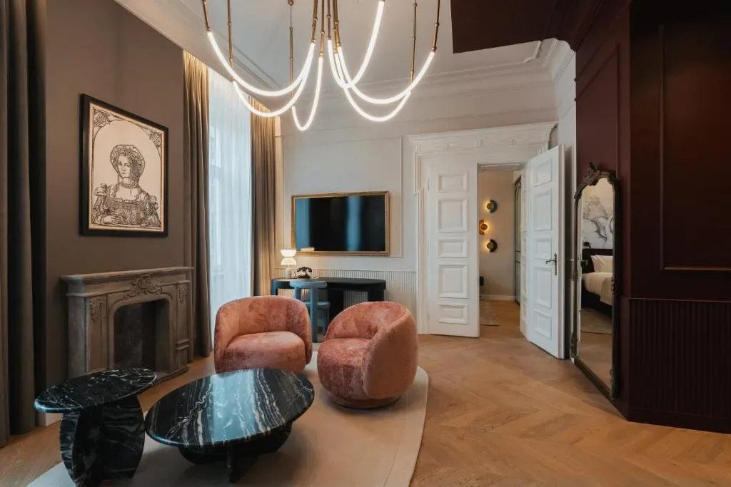 Hotel Indigo Krakow - Wawel Castle by IHG - 4-star hotel in Stradom, Krakow - photo 1