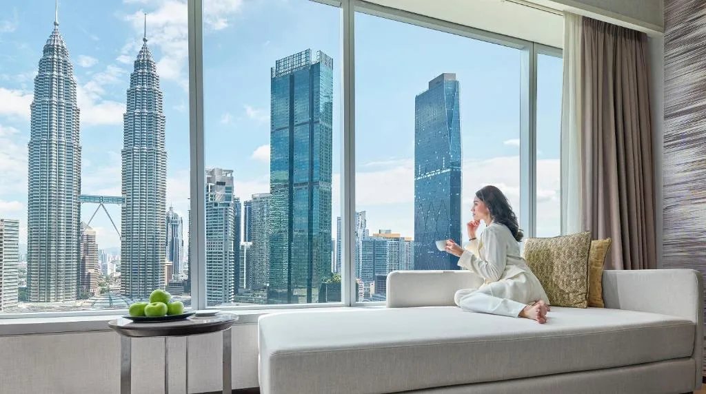 Traders Hotel, Kuala Lumpur - 5-star hotel in Kuala Lumpur, Kuala Lumpur - photo 1