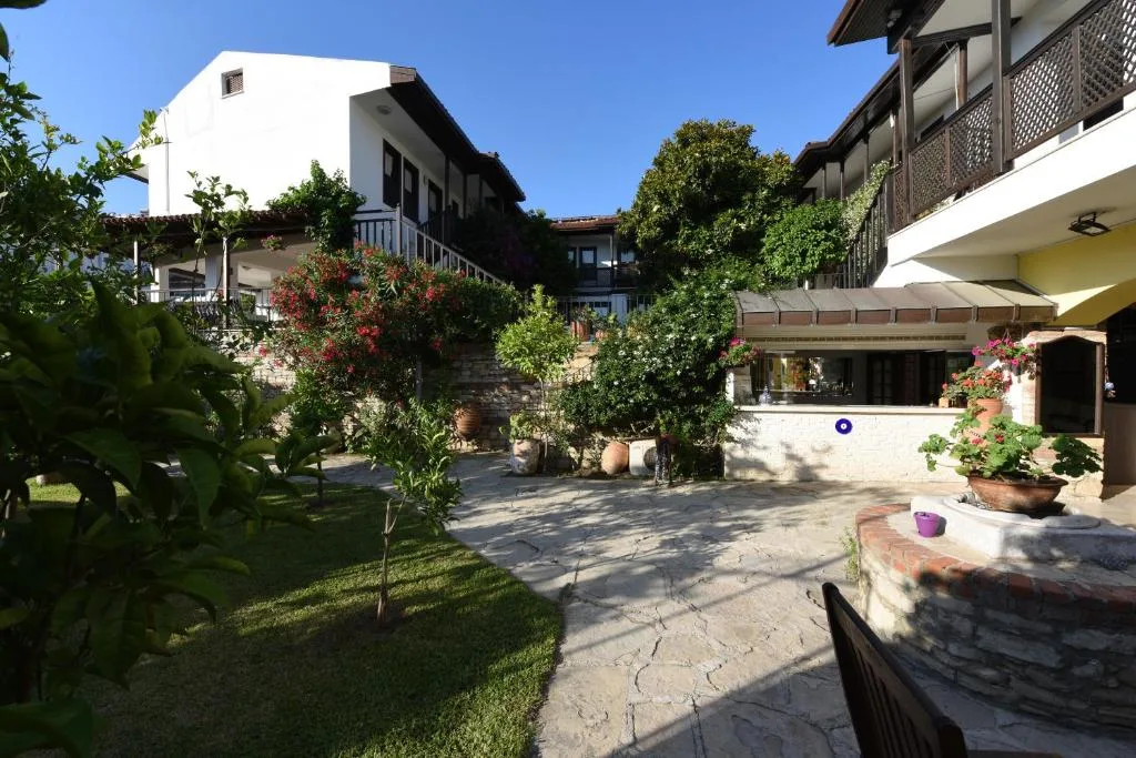 Villa Konak Hotel - null-star hotel in Kusadası, Kusadası - photo 1