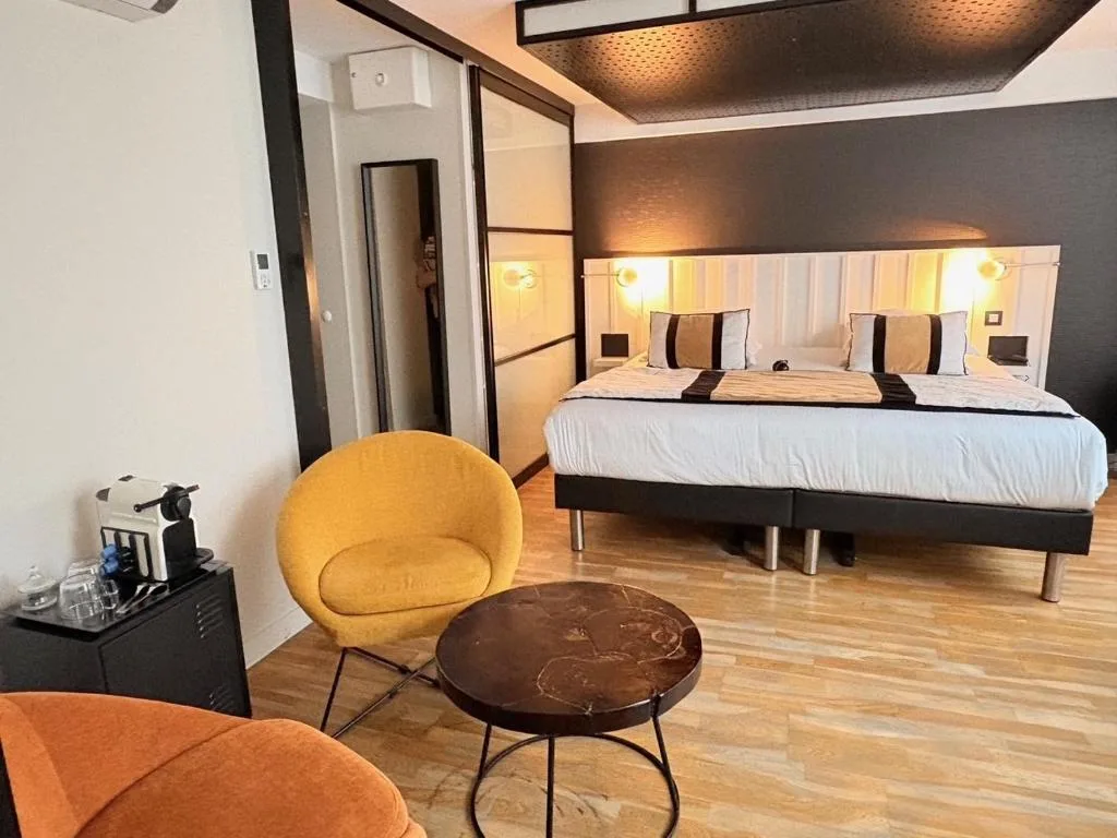 Hôtel La Fabrique - 3-star hotel in La Rochelle, La Rochelle - photo 1
