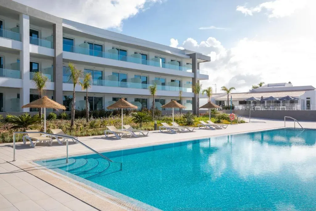 Ancora Park - Hotel de 4 estrelas em Porto de Mós, Lagos - photo 1
