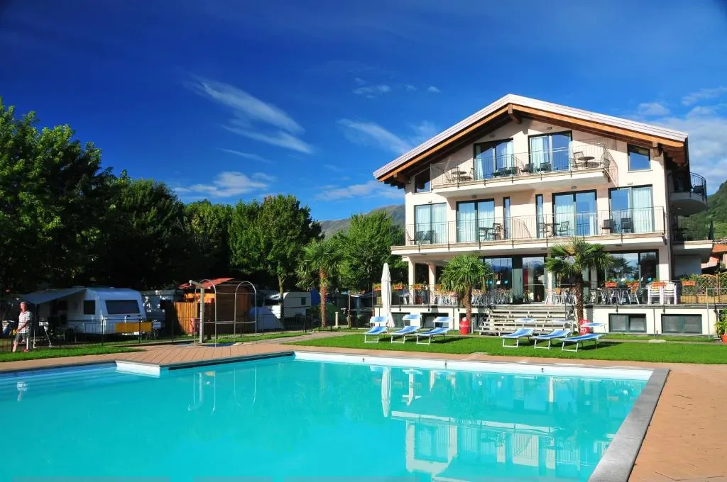 Hotel Resort Le Vele - Hotel de 3 estrellas en Domaso, Lake Como - photo 1