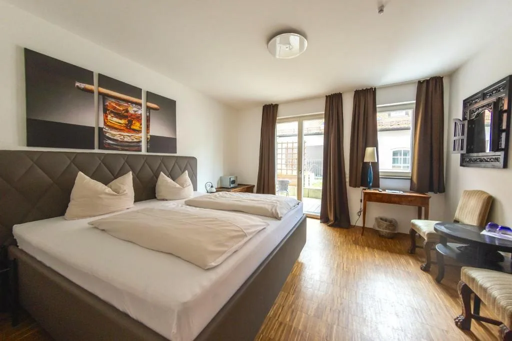 Hotel Freischütz - Hotel de 4 estrelas em Landshut, Landshut - photo 1