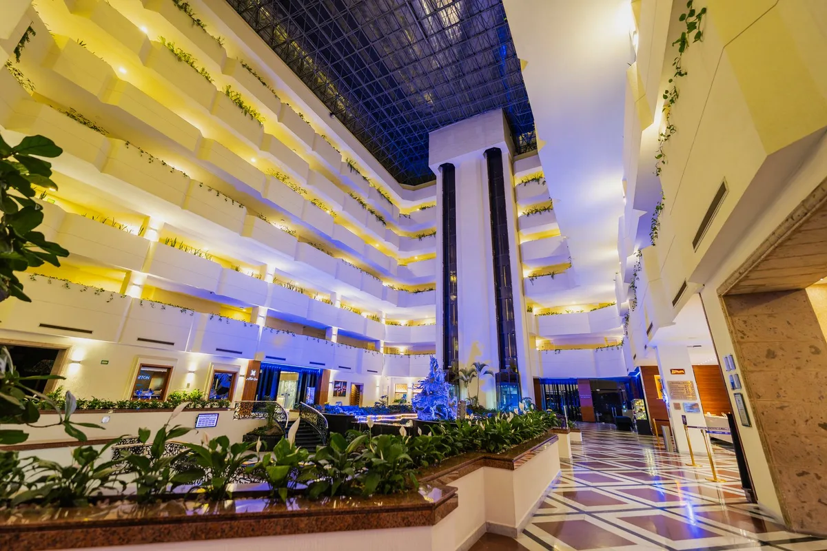 HS HOTSSON Hotel Leon - Hotel de 5 estrelas em León de Los Aldama, León de Los Aldama - photo 1