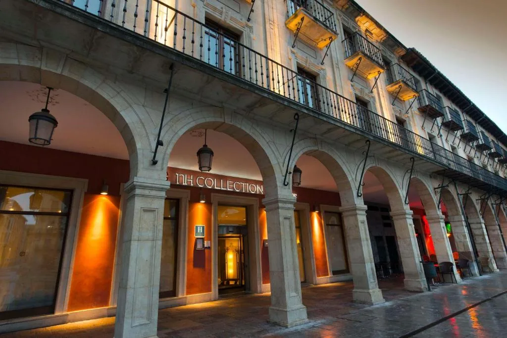 NH Collection León Plaza Mayor - 4-star hotel in León, León - photo 1