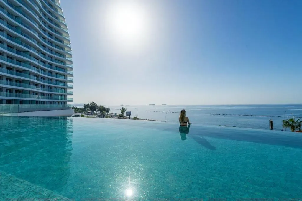 Limassol Del Mar - 5-star hotel in Neapolis Seafront, Limassol - photo 1
