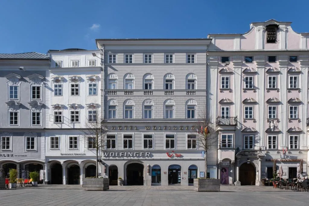 Austria Classic Hotel Wolfinger - Hauptplatz - Hotel de 3 estrellas en Linz, Linz - photo 1