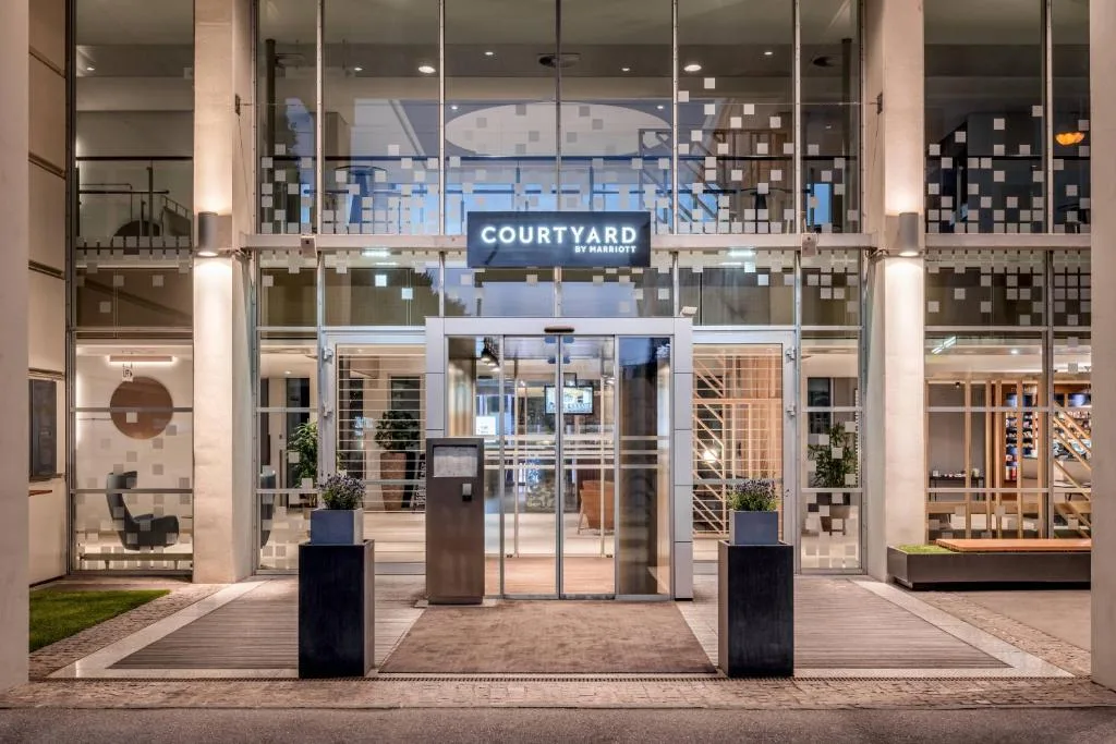 Courtyard by Marriott Linz - 4-star hotel in Linz, Linz - photo 1