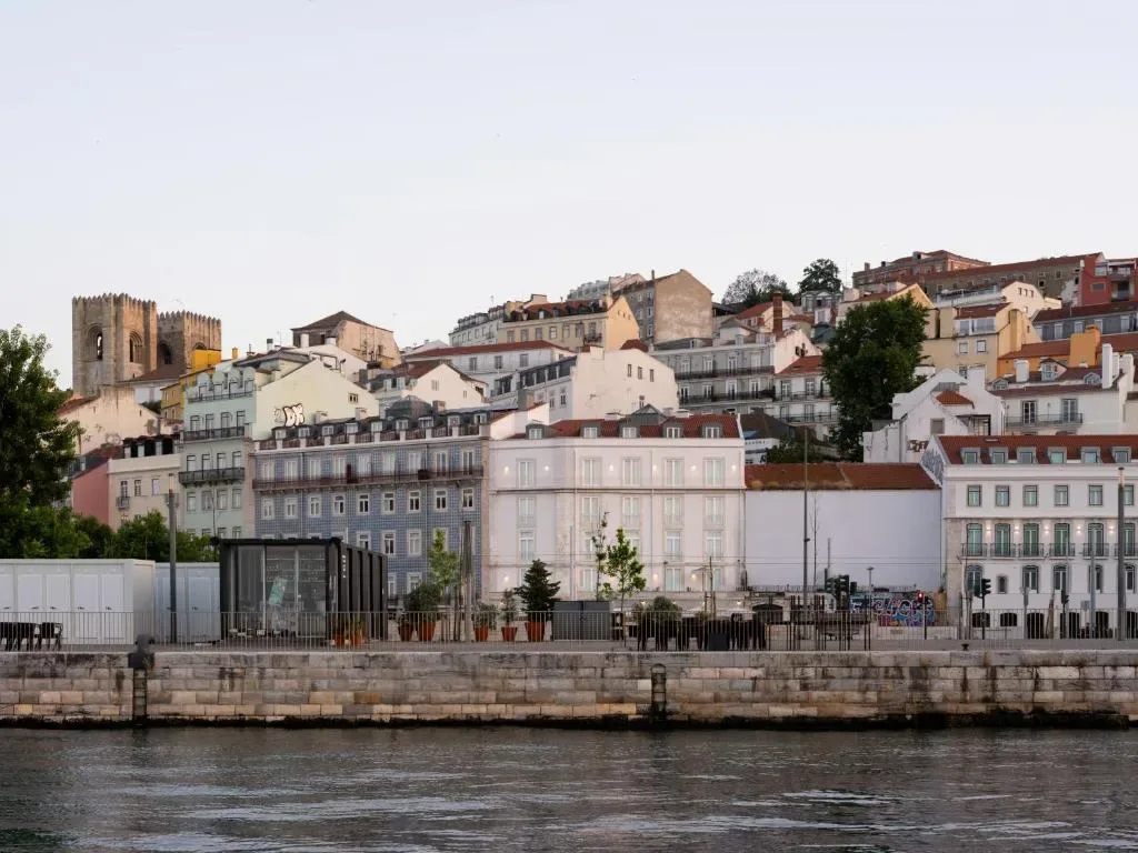 LIOZ Lisboa - 4-star hotel in Santa Maria Maior (Baixa, near Praça do Comércio), Lisbon - photo 1