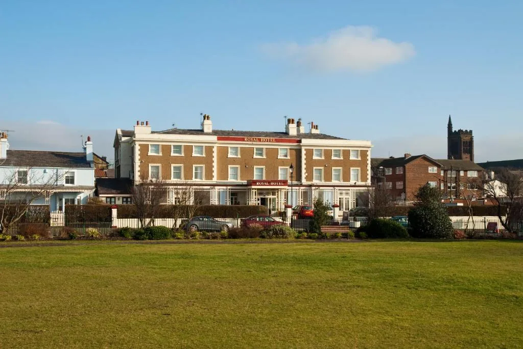 The Royal Hotel - 3-star hotel in Liverpool, Liverpool - photo 1