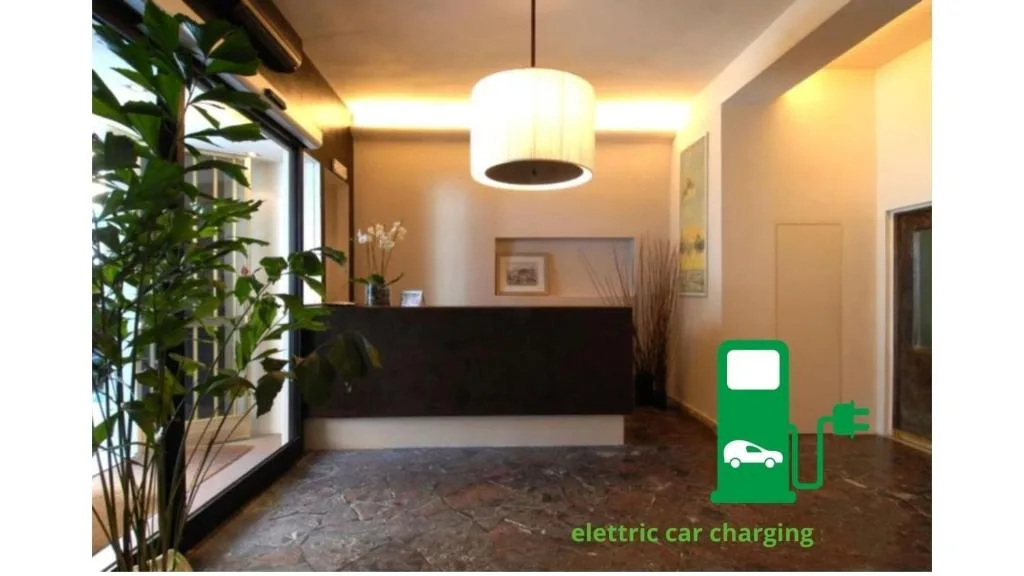 Hotel Touring - Hotel de 3 estrellas en Livorno, Livorno - photo 1