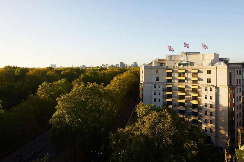 The Dorchester facade on Park Lane