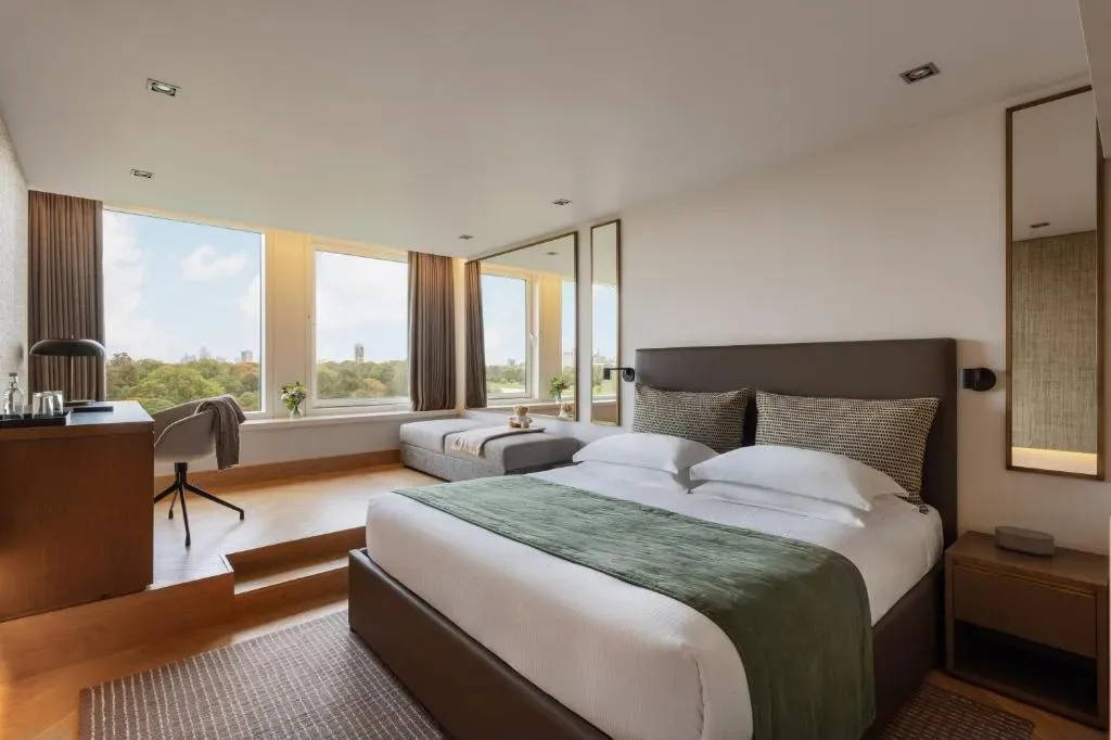 Royal Garden Hotel - 5-star hotel in Kensington / Hyde Park, London - photo 1