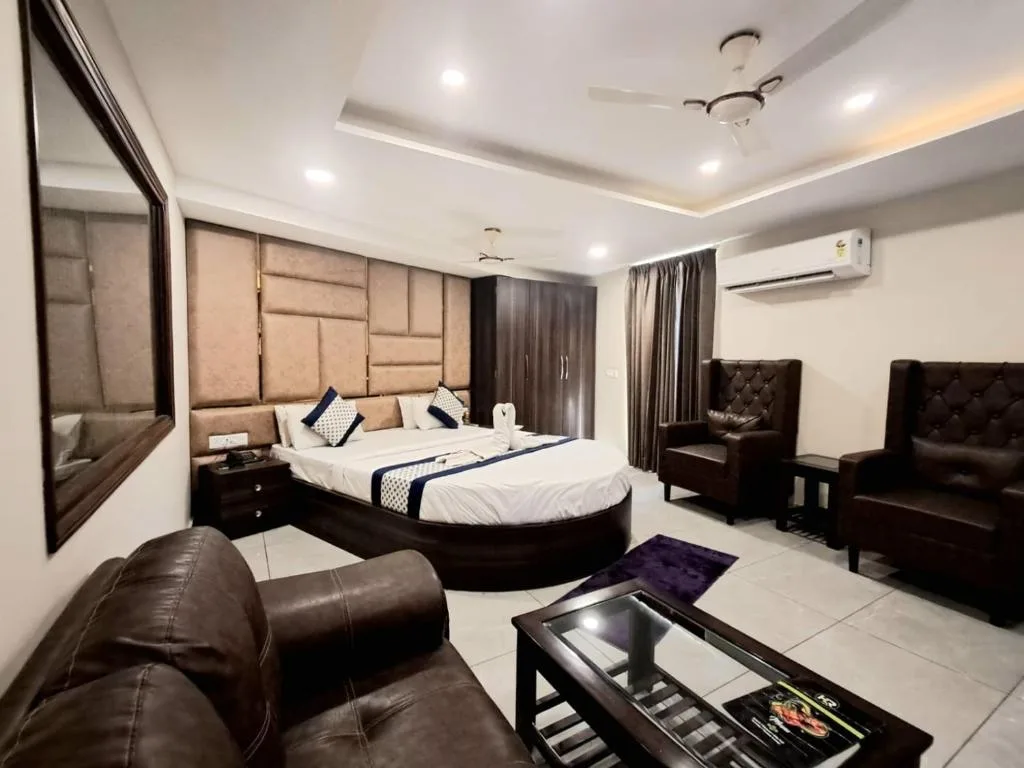 Hotel Ludhiana Regency - Hotel de 3 estrellas en Ludhiana, Ludhiana - photo 1