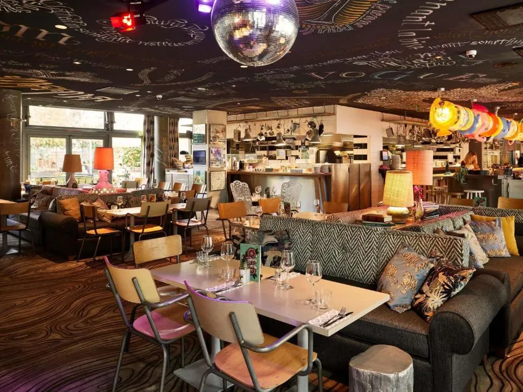 Mama Shelter Lyon - Hotel de 3 estrelas em 7th arr. — east bank, Lyon - photo 1