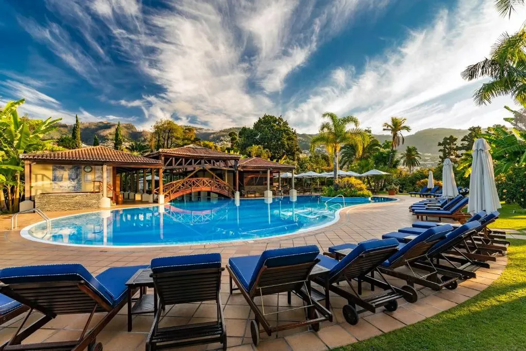Quinta Jardins do Lago - 5-star hotel in São Pedro, central Funchal, Madeira - photo 1