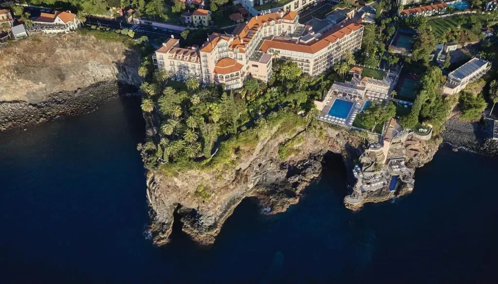 Reid's Palace, A Belmond Hotel, Madeira - 5-star hotel in Sao Martinho, Madeira - photo 1