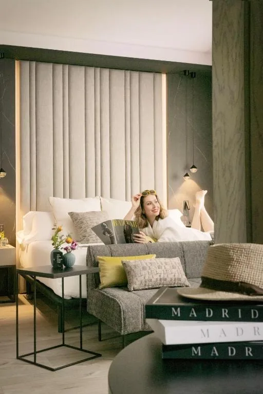Hotel Regina - 4-star hotel in Madrid, Madrid - photo 1
