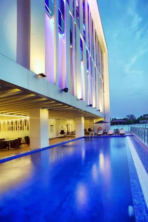 Golden Tulip Essential Makassar - Hôtel 3 étoiles, Makassar, Makassar - photo 1