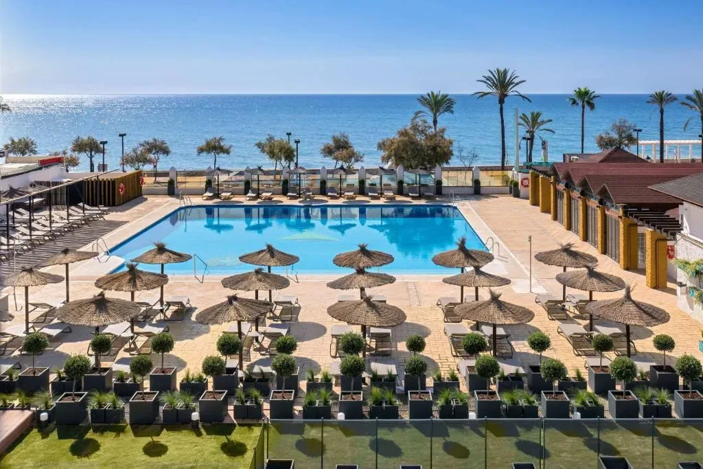 Occidental Fuengirola - 4-star hotel in Fuengirola seafront, Malaga - photo 1