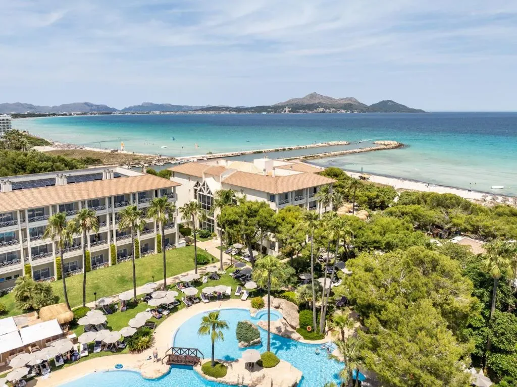 Grupotel Parc Natural & Spa beachfront entrance, Playa de Muro