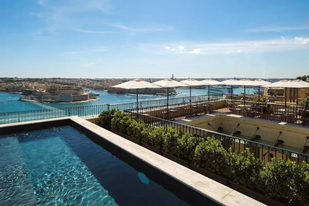 The Gomerino Hotel - Hotel de 4 estrellas en Valletta, Malta - photo 1