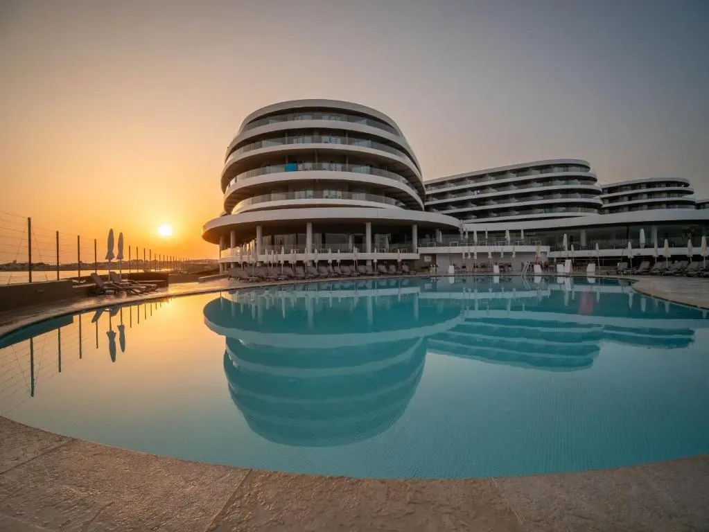 Ramla Bay Resort exterior facing the sea
