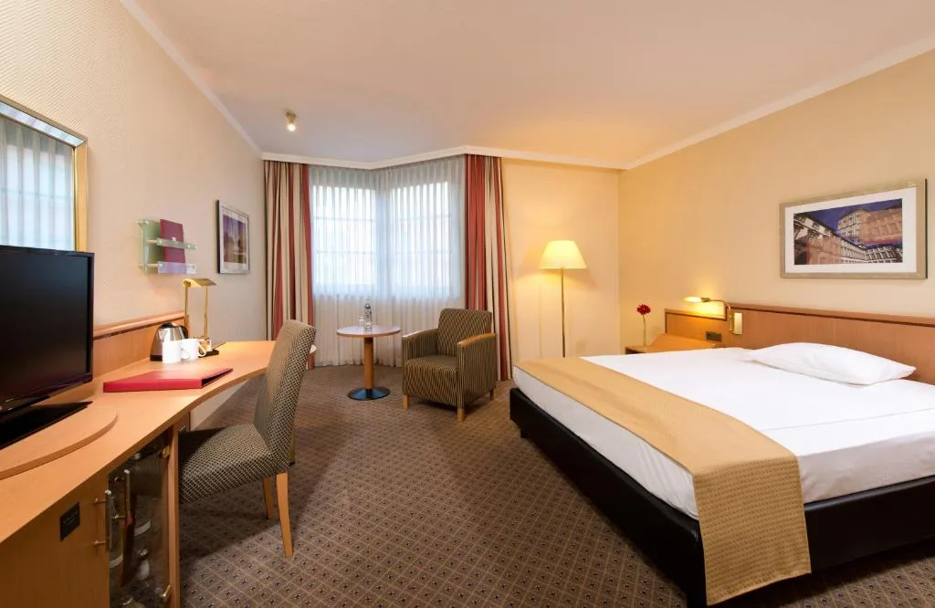 Leonardo Hotel Mannheim City Center - 4-star hotel in Mannheim, Mannheim - photo 1
