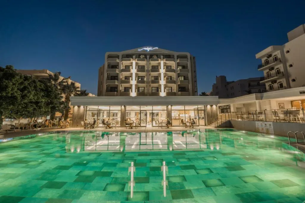 Premier Nergis Beach & SPA - Hôtel 4 étoiles, Çıldır, Marmaris - photo 1