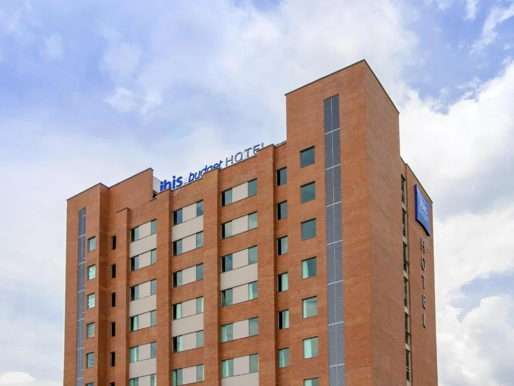 ibis budget Medellín Itagüí Metro - Hotel de 3 estrelas em Medellín, Medellín - photo 1