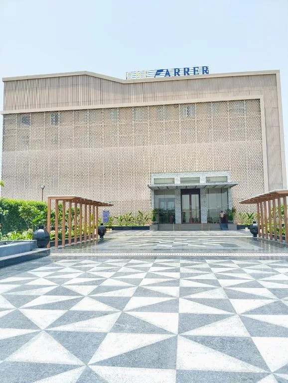 One Farrer Hotels And Resorts - Hotel de 4 estrelas em Meerut, Meerut - photo 1