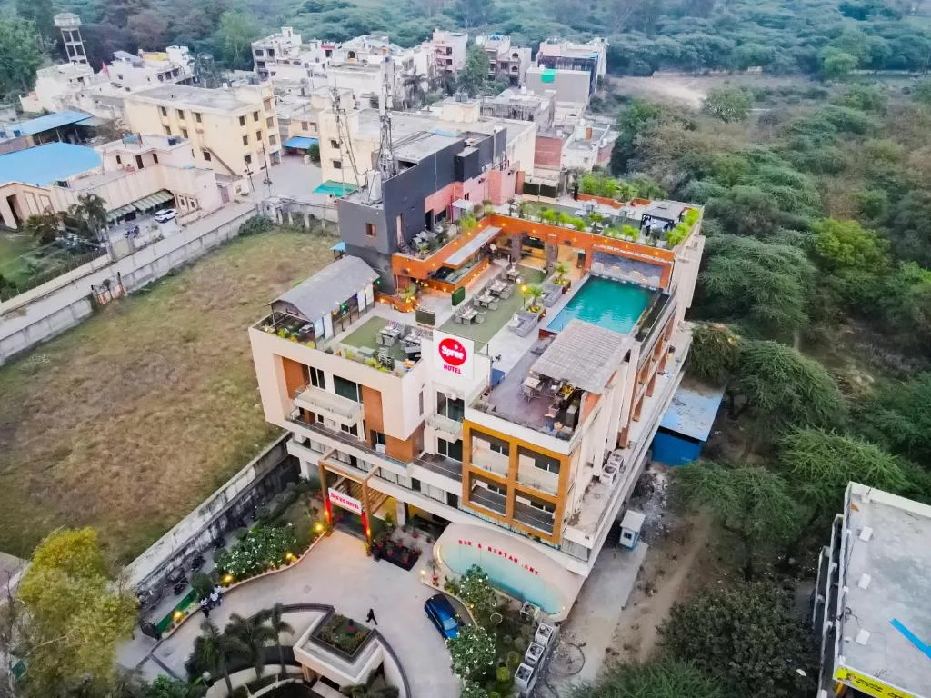 Spree Hotel Meerut - Hotel de 4 estrelas em Meerut, Meerut - photo 1