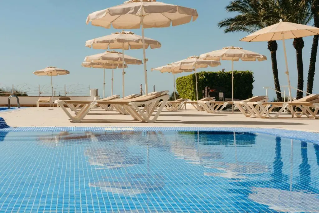 Minura Sur Menorca - Hôtel 4 étoiles, Punta Prima south coast, Menorca - photo 1