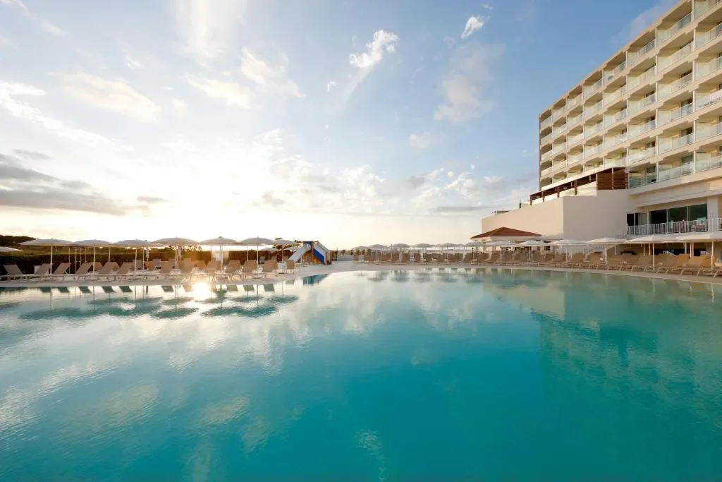 Palladium Hotel Menorca - Hotel de 4 estrellas en Arenal d'en Castell, Menorca - photo 1