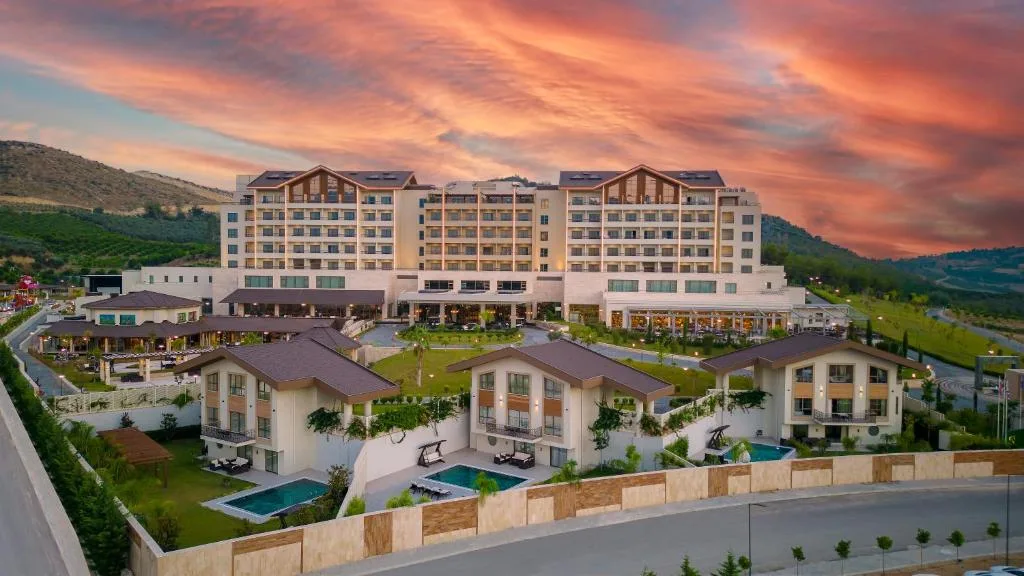 BN Hotel Thermal & Wellness - 5-star hotel in Mersin, Mersin - photo 1