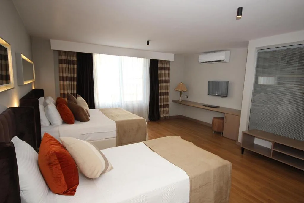 Nobel Hotel - Hotel de 4 estrellas en Mersin, Mersin - photo 1