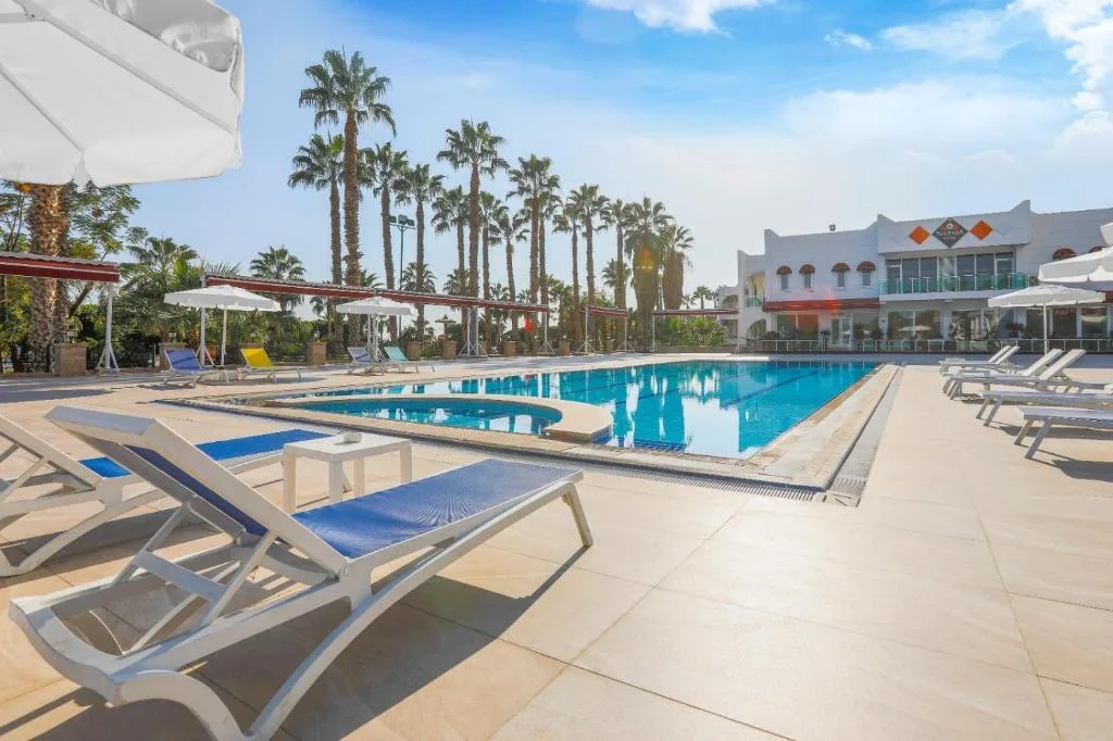 Sultasa Hotel - 4-star hotel in Mersin, Mersin - photo 1