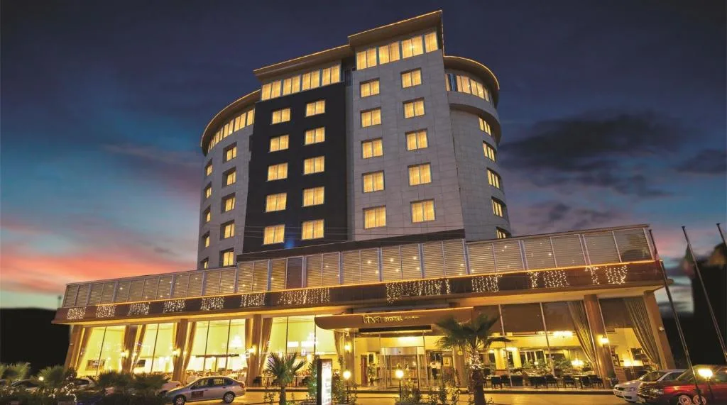 Yücesoy Liva Hotel Spa & Convention Center Mersin - Hotel de 4 estrellas en Mersin, Mersin - photo 1