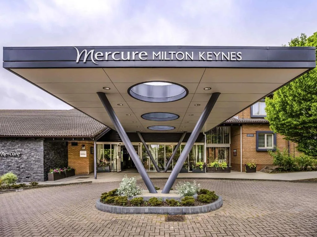 Mercure Milton Keynes Hotel - 4-star hotel in Milton Keynes, Milton Keynes