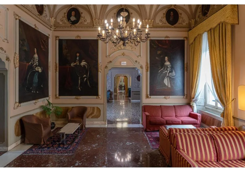 Phi Hotel Canalgrande - 4-star hotel in Modena, Modena - photo 1