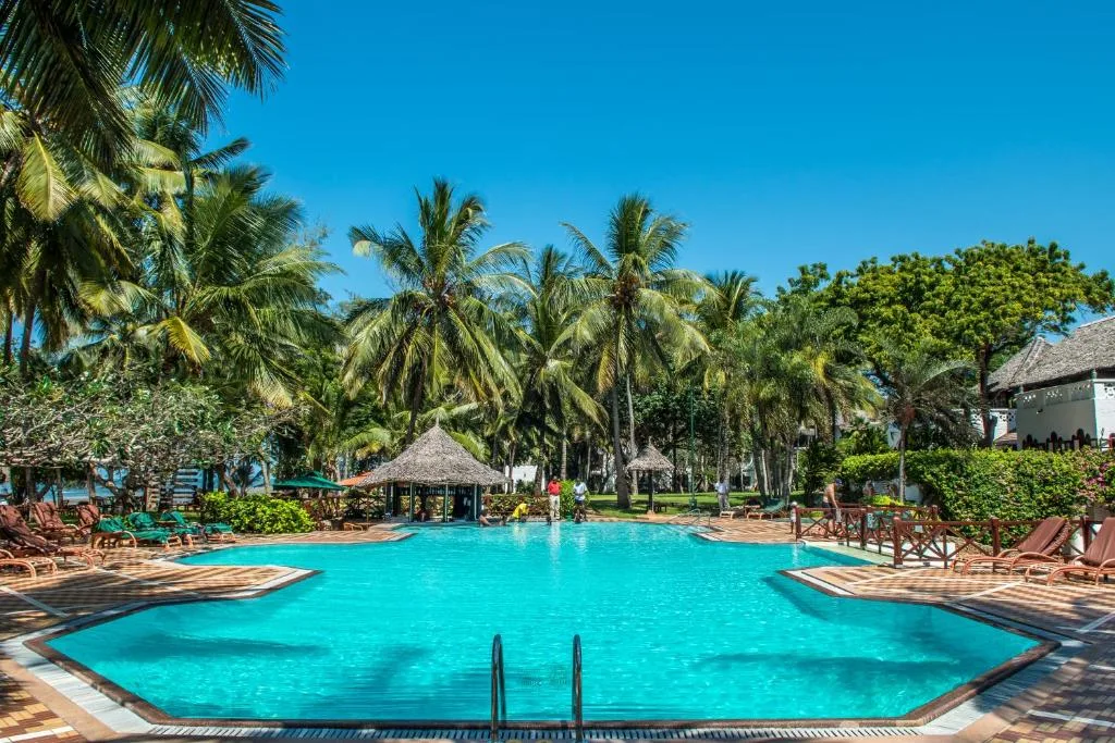 Serena Beach Resort & Spa - 5-star hotel in Mombasa, Mombasa - photo 1