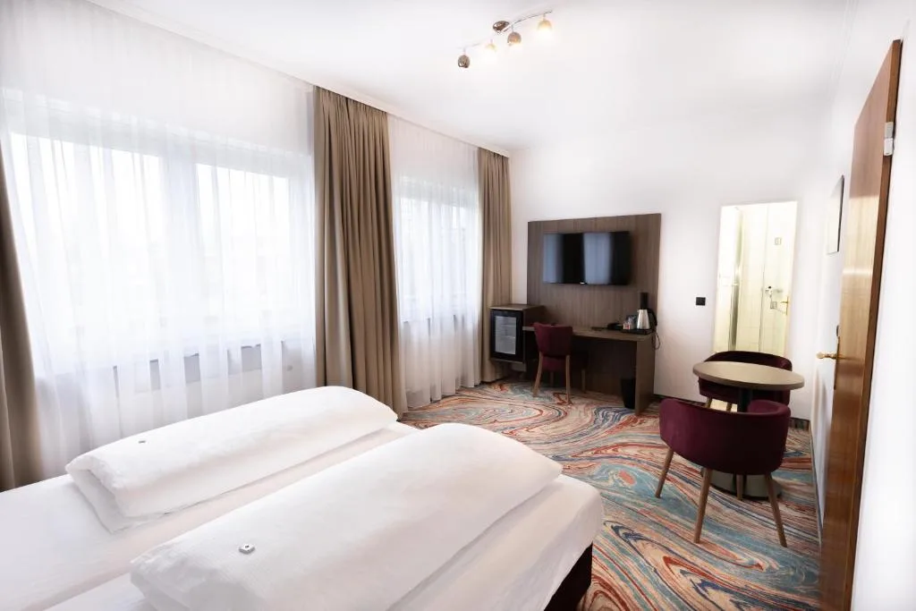 Firzlaff's Hotel - 3-star hotel in Neumünster, Neumünster - photo 1