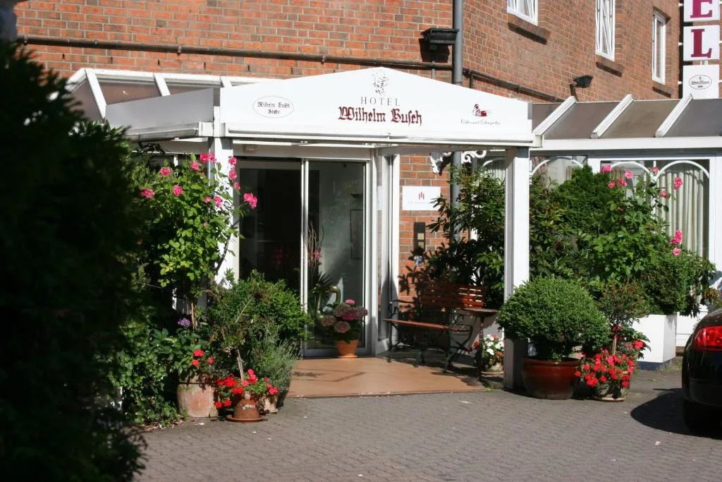 Hotel Wilhelm Busch - Hotel de 4 estrellas en Norderstedt, Norderstedt - photo 1
