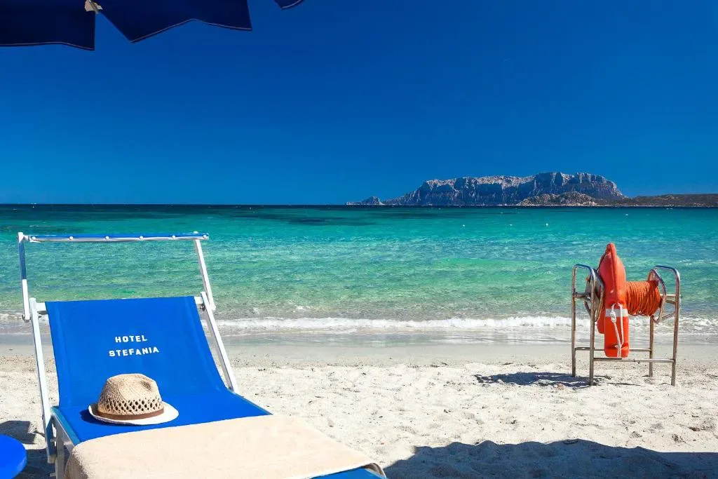 Hotel Stefania Boutique Hotel by the Beach - Hotel de 4 estrellas en Strada Panoramica Olbia-Golfo Aranci, Olbia - photo 1