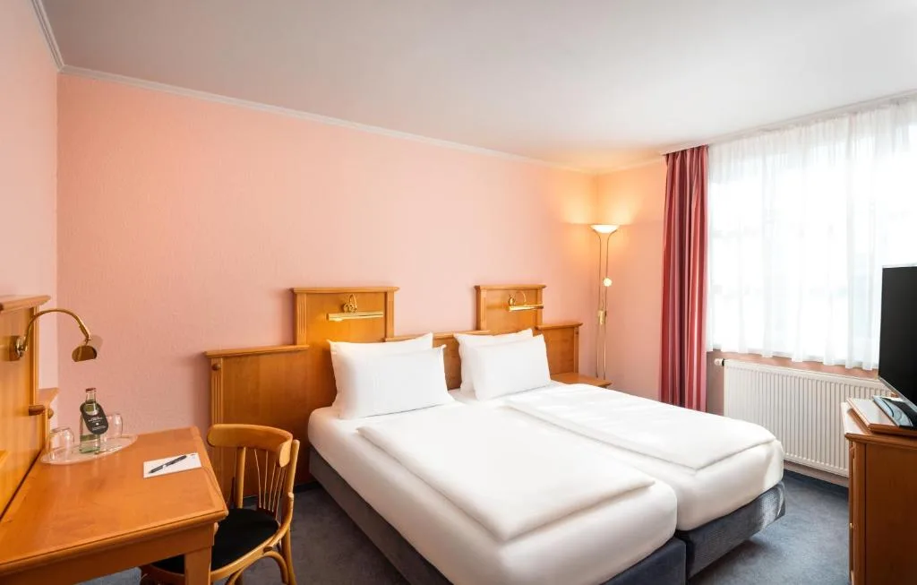 Arthotel ANA Fleur - Hotel de 3 estrelas em Paderborn, Paderborn - photo 1