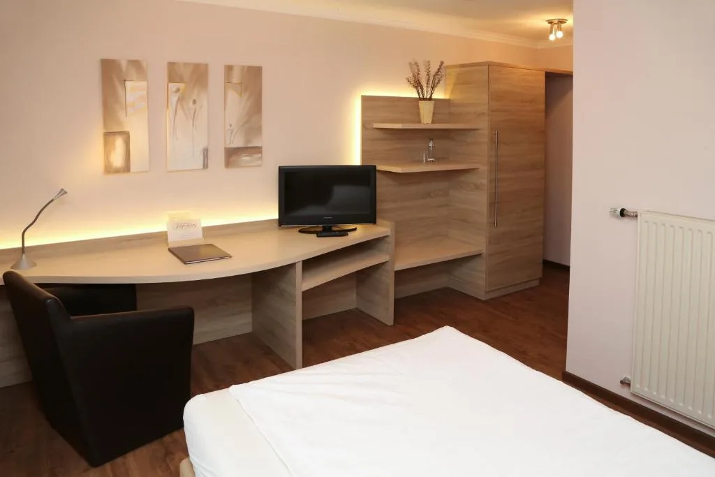 Landhaus Jägerkrug - Hôtel 3 étoiles, Paderborn, Paderborn - photo 1