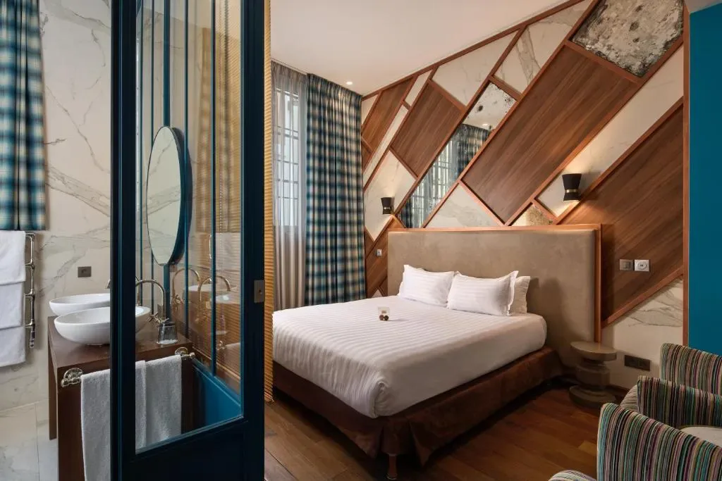 Le Robinet d'Or Paris Canal Saint Martin - 3-star hotel in Canal Saint-Martin, 10th arrondissement, Paris - photo 1