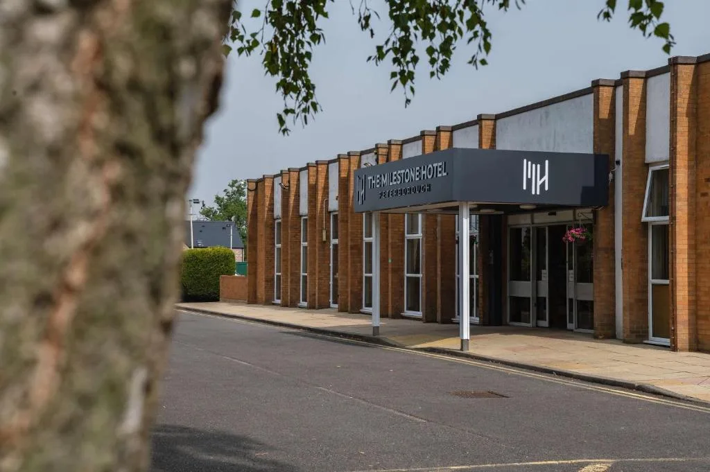 The Milestone Hotel, Peterborough Cambridgeshire, Sure Collection by Best Western - Hotel de 4 estrelas em Peterborough, Peterborough - photo 1