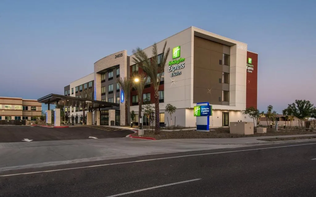 Holiday Inn Express & Suites - Phoenix North - Happy Valley by IHG - Hotel de 3 estrelas em Phoenix, Phoenix - photo 1